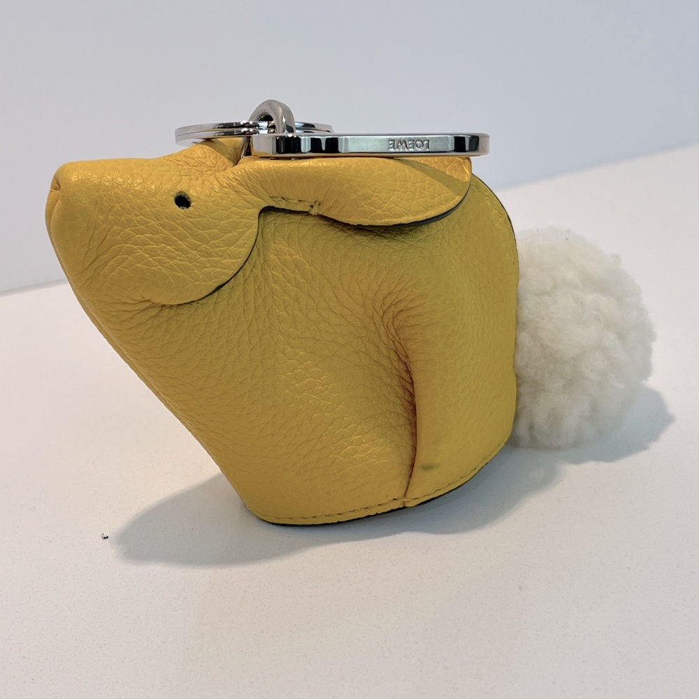 ⭐️SOLD⭐️LOEWE 🐇 BUNNY COIN POUCH BAG CHARM - Picture 2 of 6